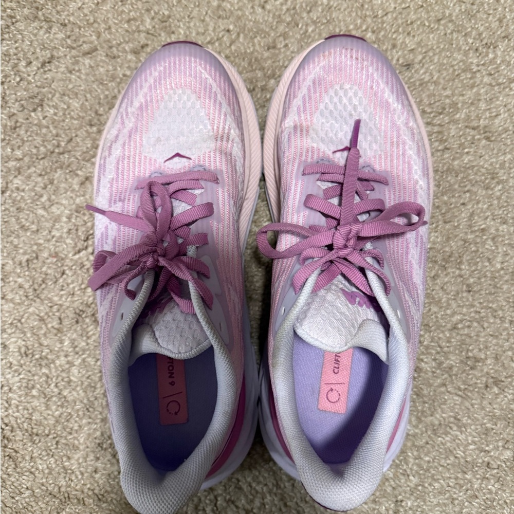 HOKA Clifton 9 Running Shoes